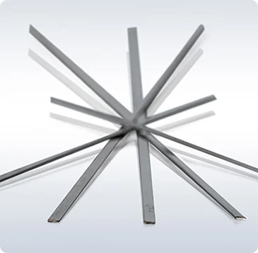 Sternförmig angeordnete Metallprofile
